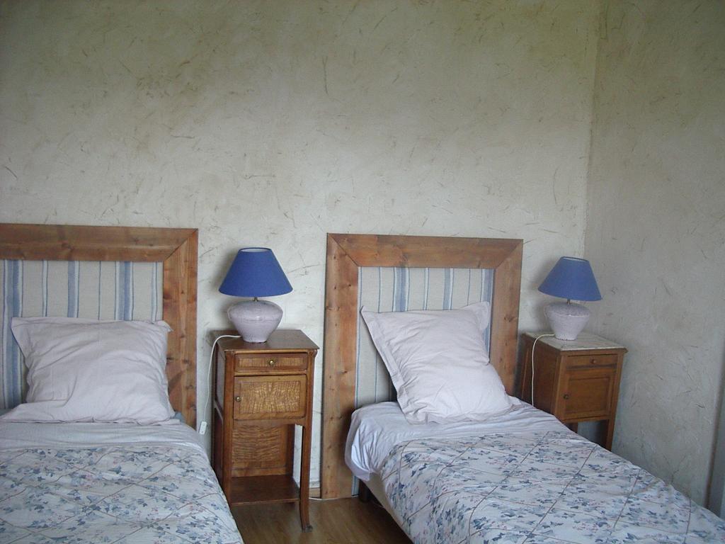 Maison D'Hotes De La Verriere Les Ardillats Ngoại thất bức ảnh